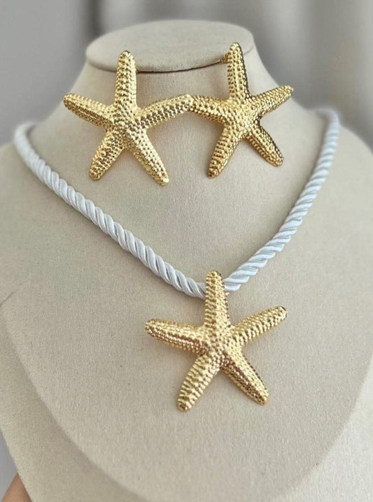 Set: earrings and chain