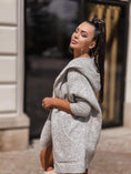 Load image into Gallery viewer, Short Cardigan/ gray
