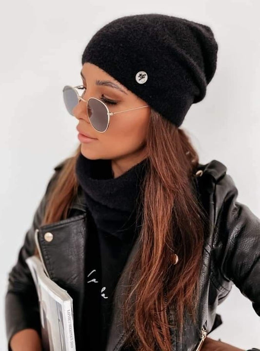 Set: hat and scarf black