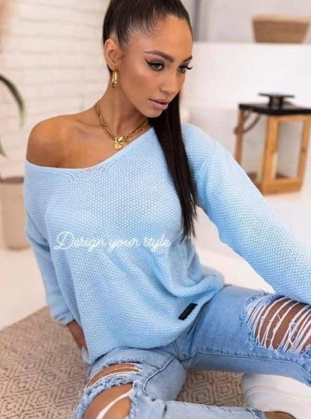 Fragrant sweater baby blue