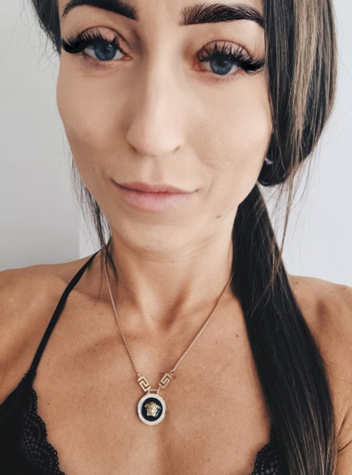 Neck chain