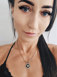 Load image into Gallery viewer, Neck chain
