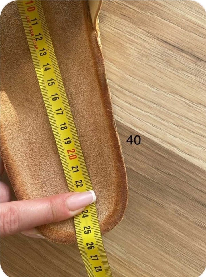 Klapki z naturalnym futrem Premium – Siya Fur