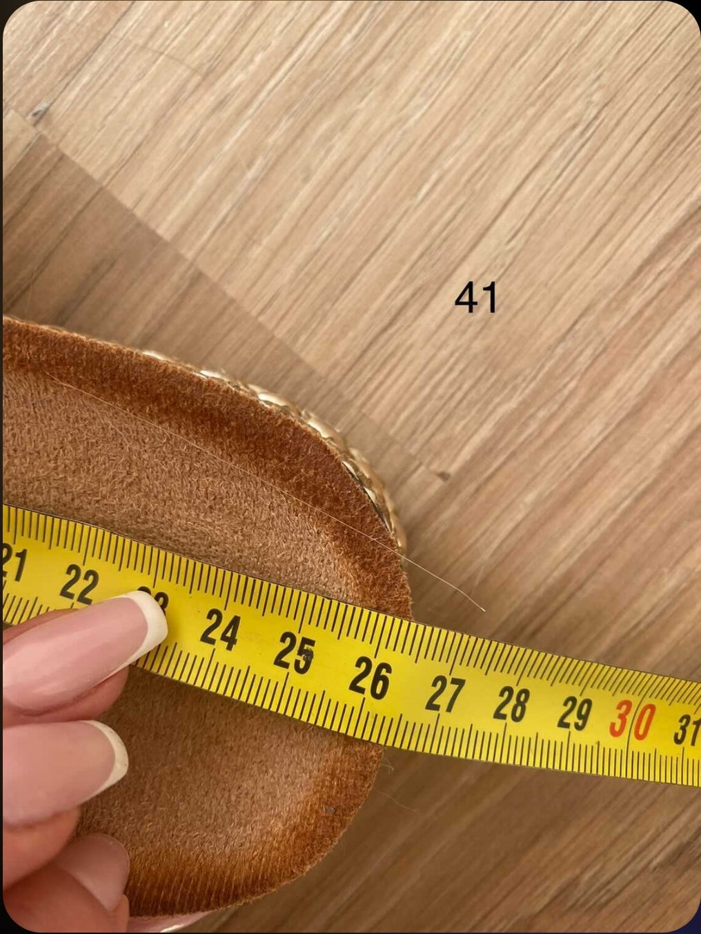 Klapki z naturalnym futrem Premium – Siya Fur