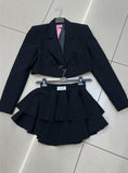 Load image into Gallery viewer, Blazer with shorts
