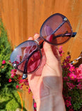 Load image into Gallery viewer, Sunglasses

