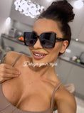 Load image into Gallery viewer, Sunglasses
